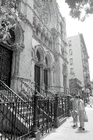 Tours and services are unabated at historic Lower East Side synagogue.  Michael Datikash