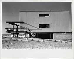 
McMullen Beach House, North Elevation, Mantoloking, New Jersey. Ben Schnall, photographer, [between 1960 and 1964].
